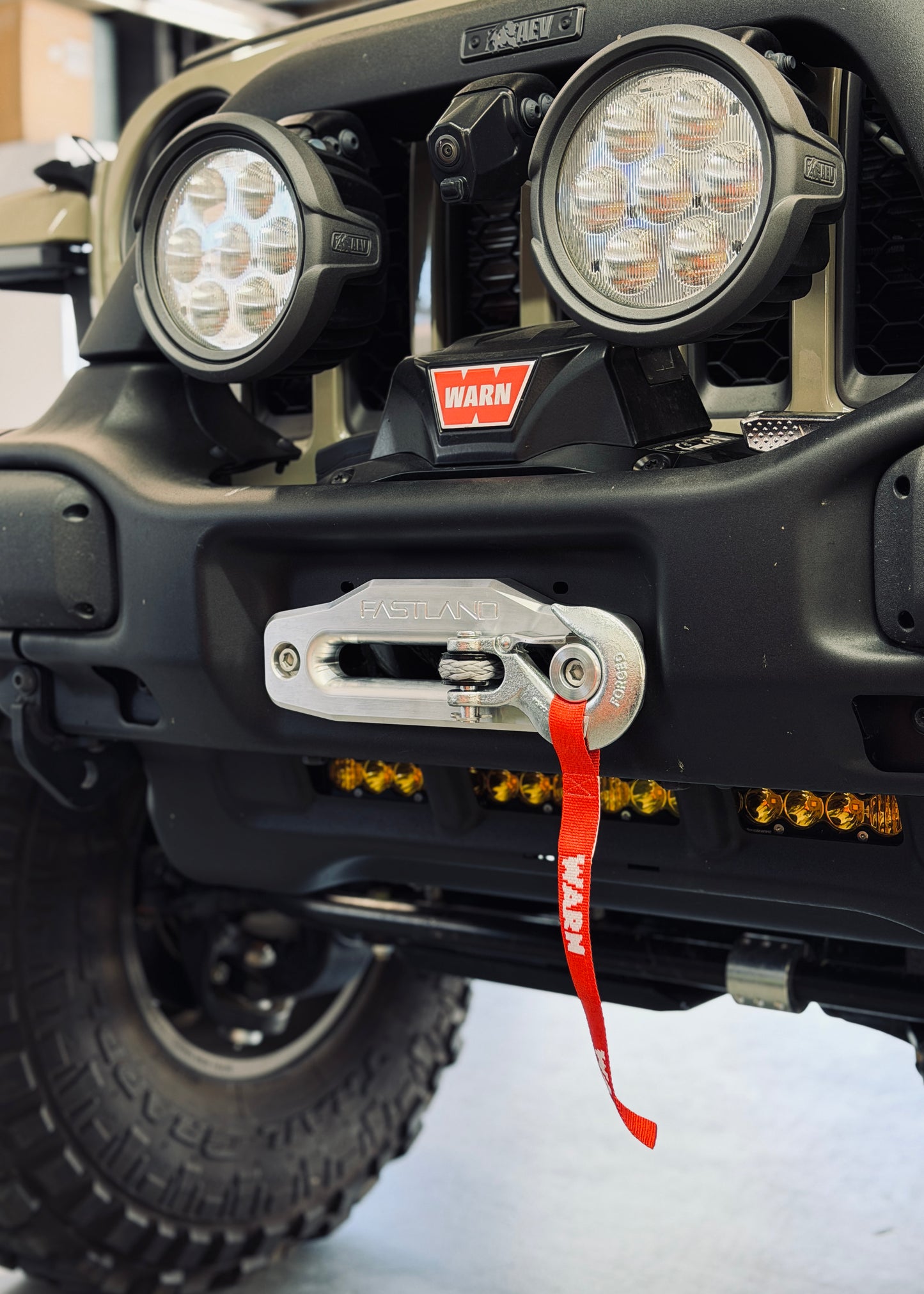 Hook-Dock Hawse Fairlead